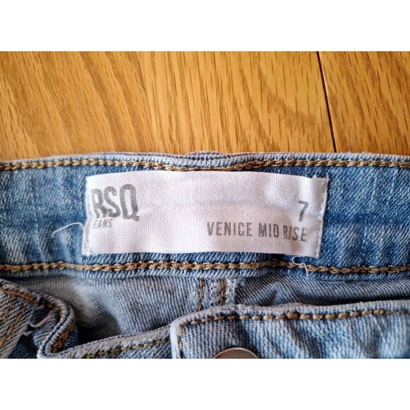 RSQ Jeans Womens Sexy Blue Wash Denim Shorts Sz 7 Cut Offs Distressed Mid Rise - Picture 3 of 5